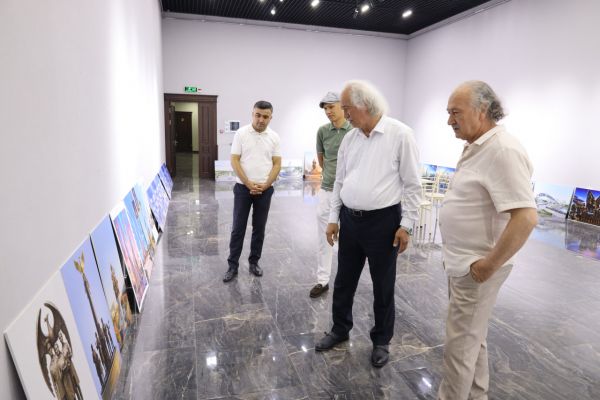 “Vatan fidoyilari” ramziy monumenti uchun eskiz loyihalari muhokama qilindi