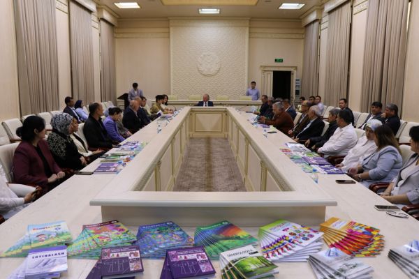 Badiiy ta’limda yangi bosqich: o‘quv qo‘llanmalar taqdim etildi