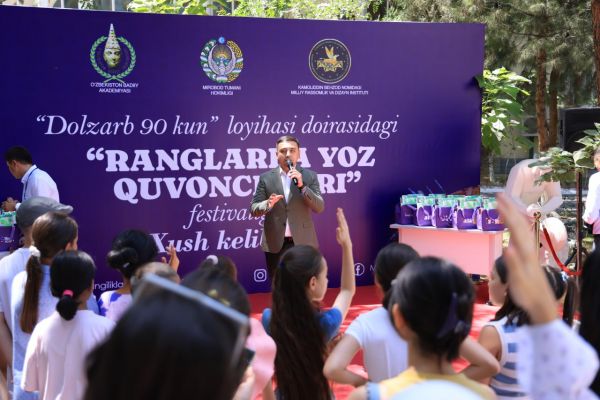 “Dolzarb 90 kun” doirasida bolalar uchun “Ranglarda yoz quvonchlari” festivali o‘tkazildi