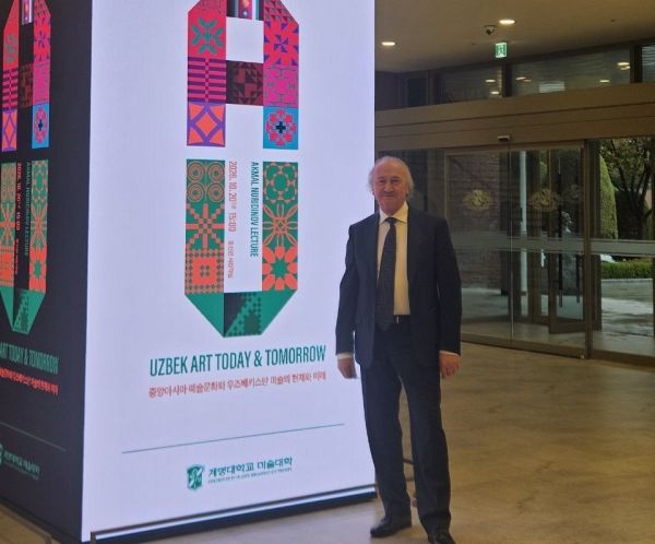 Oʻzbekiston Badiiy akademiyasi raisi Akmal Nur Koreya Respublikasida faxriy mehmon sifatida tashrifda bo‘lib turibdi