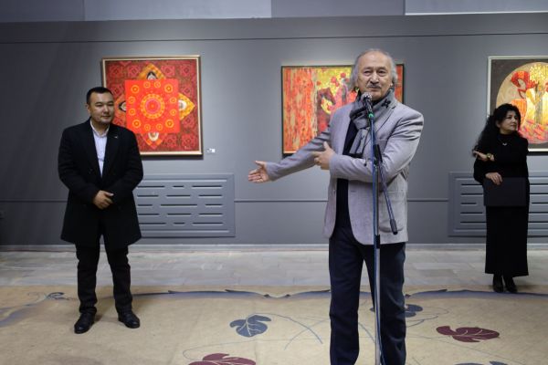 Sarvar Yo‘ldashevning “Tuyg‘ular navosi” nomli shaxsiy ko‘rgazmasi ochildi
