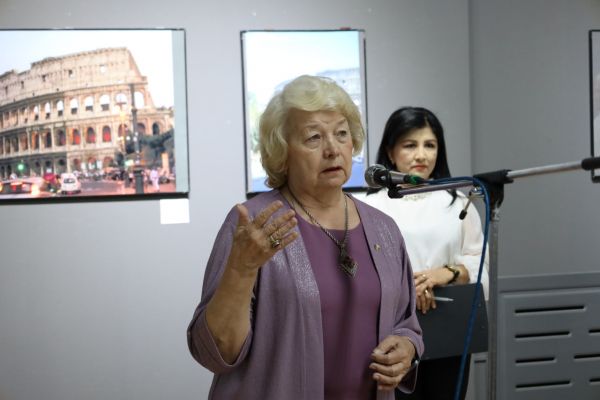 Irina Shurning "Ko'p qirrali Italiya" shaxsiy fotoko‘rgazmasining ochildi.