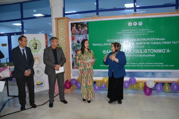 Alisher Navoiy nomidagi Sirdaryo viloyat Axborot-kutubxona markazida Nazira Boymurodovaning shaxsiy fotoko‘rgazmasi ochildi