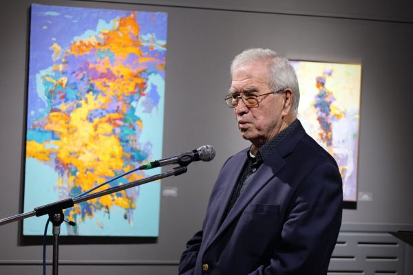  “Ranglarda yashovchi hislar”
