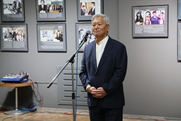 Konstitutsiyasi kuniga bag‘ishlangan “Hammani eslab” nomli fotoko‘rgazma ochildi