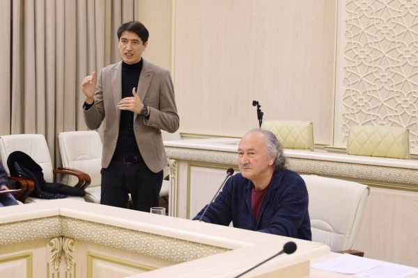 Badiiy akademiyada “Yosh ijodkorlar klubi”  tashkil etidi