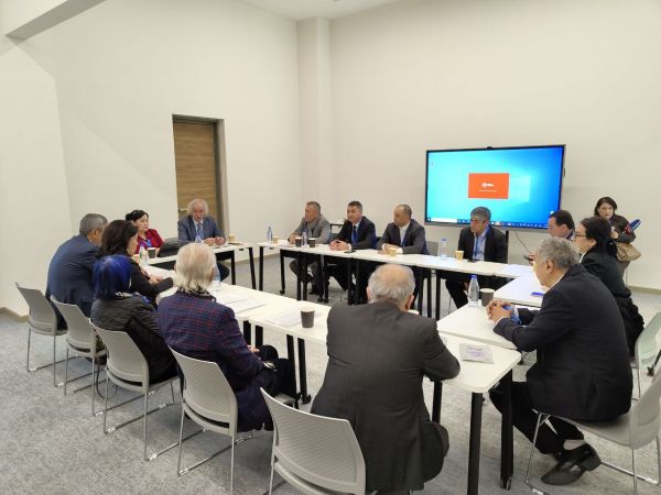 "Markaziy Osiyo: buyuk o‘tmish - buyuk kelajak" mavzusida sho‘ba yig‘ilishi bo‘lib o‘tdi