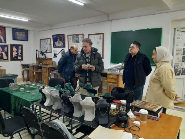 Eronlik amaliy bezak san’ati ustalari RIDMda mahorat darsi o‘tkazdi