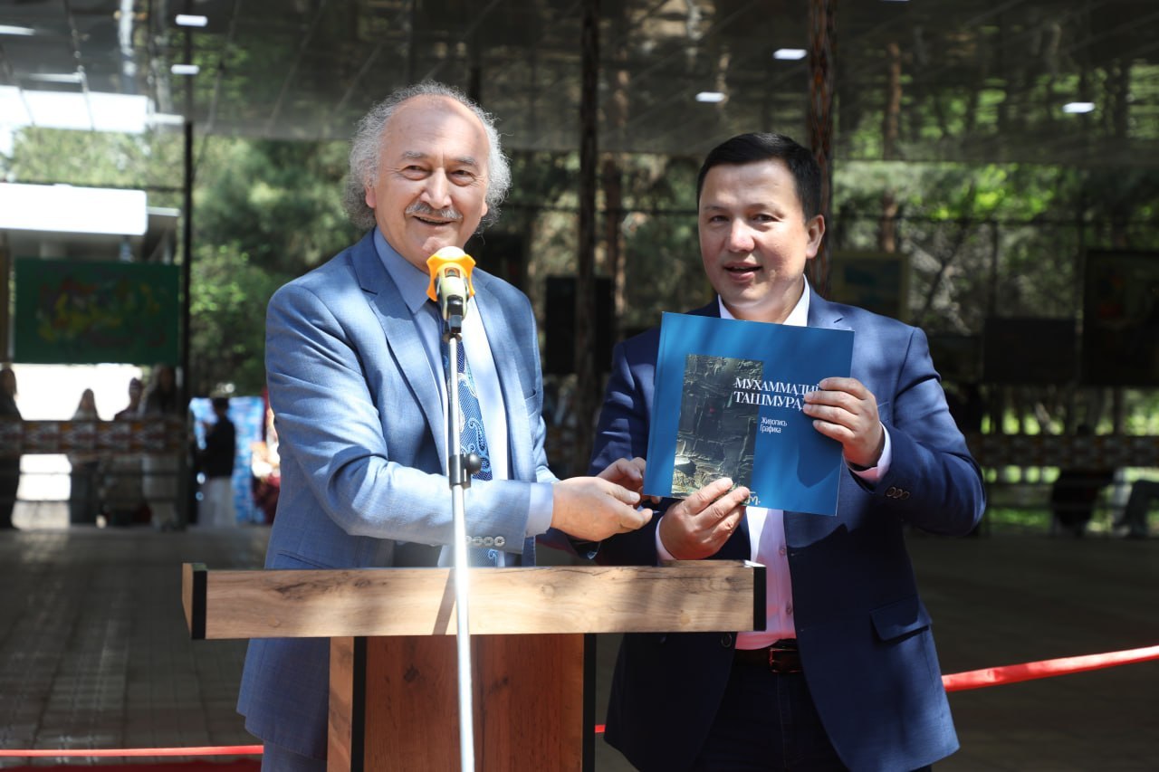 Badiiy akademiya raisi Akmal Nur xizmat safari bilan ayni damda Navoiy viloyatida bo‘lib turibdi