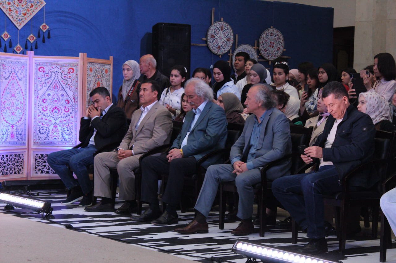 Dunyo milliy liboslari — an’analar va madaniyatlar uyg‘unligi