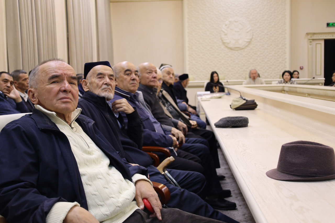 “Muxitdin Rahimov: usto, olim, ustoz” kitob-albomi taqdimoti bo‘lib o‘tdi