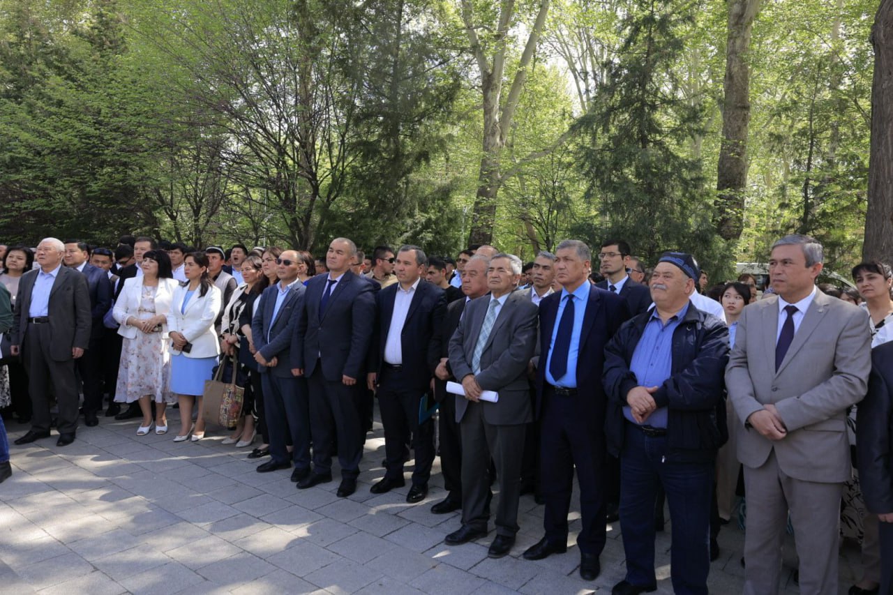 Ko‘hna va navqiron Samarqand shahrida akademik ko‘rgazmasi 