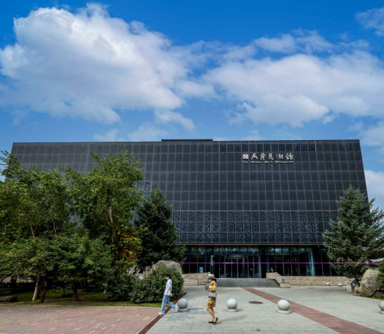 Ibrohim Valixo‘jayevning Xitoyda “Qordagi quyosh” nomli shaxsiy ko‘rgazmasi ochiladi