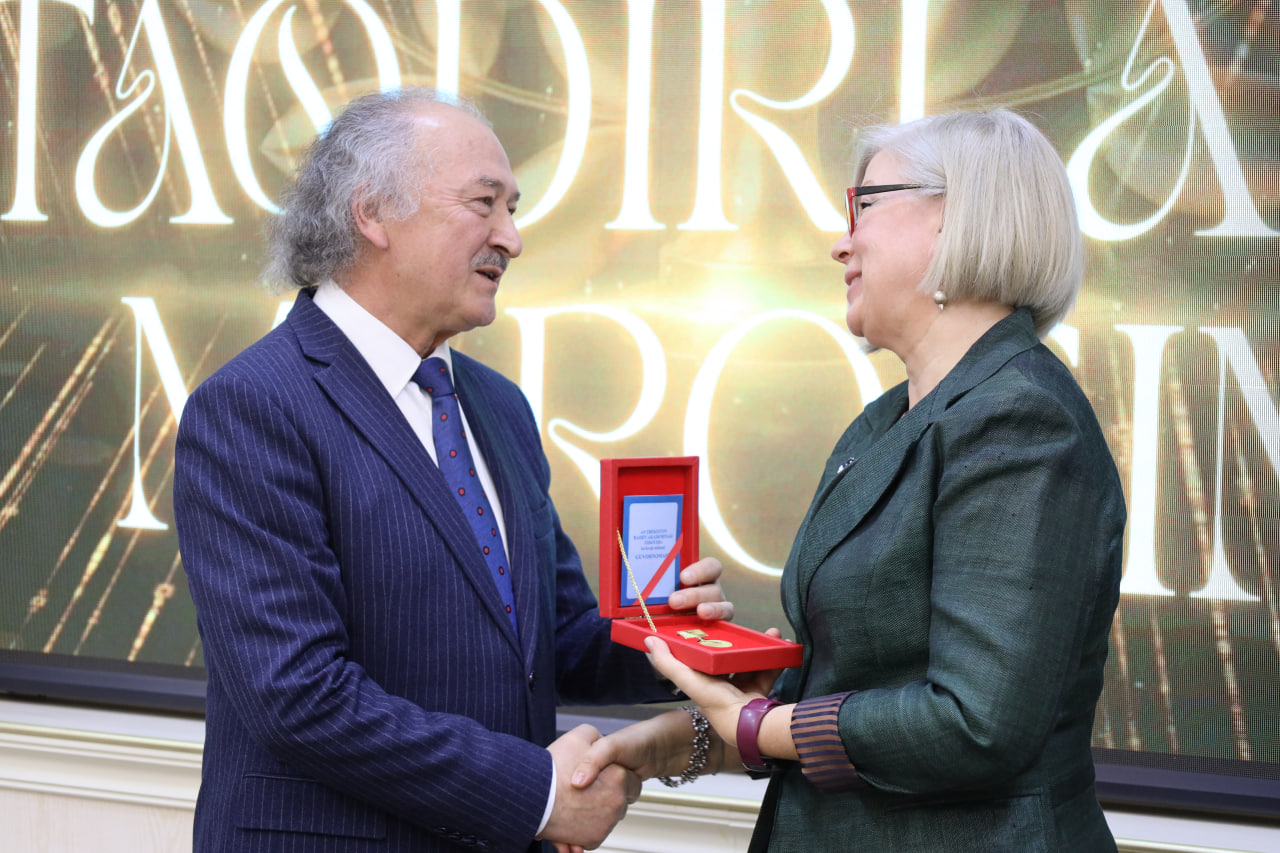 O‘zbekiston Badiiy akademiyasining 29 yilligi munosabati bilan taqdirlash marosimi bo'lib o'tdi