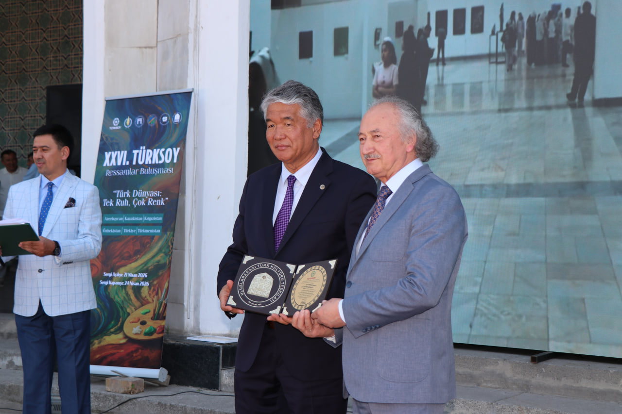 Xalqaro an’anaviy tasviriy va amaliy san’at festivalining tantanali yopilish hamda g‘oliblarni taqdirlash marosimi bo‘lib o‘tdi