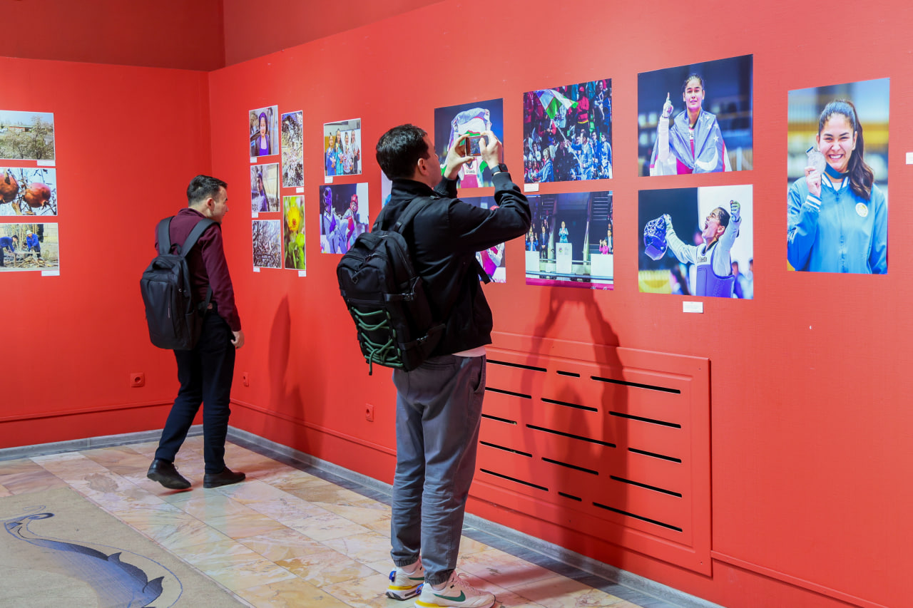 “Yoshlar ijodi” fotoko‘rgazmasi — inklyuzivlik va ilhom maydoni