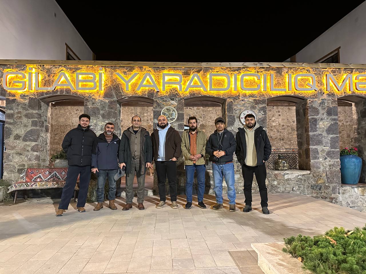 O‘zbek rasssomlari Qorabog‘da