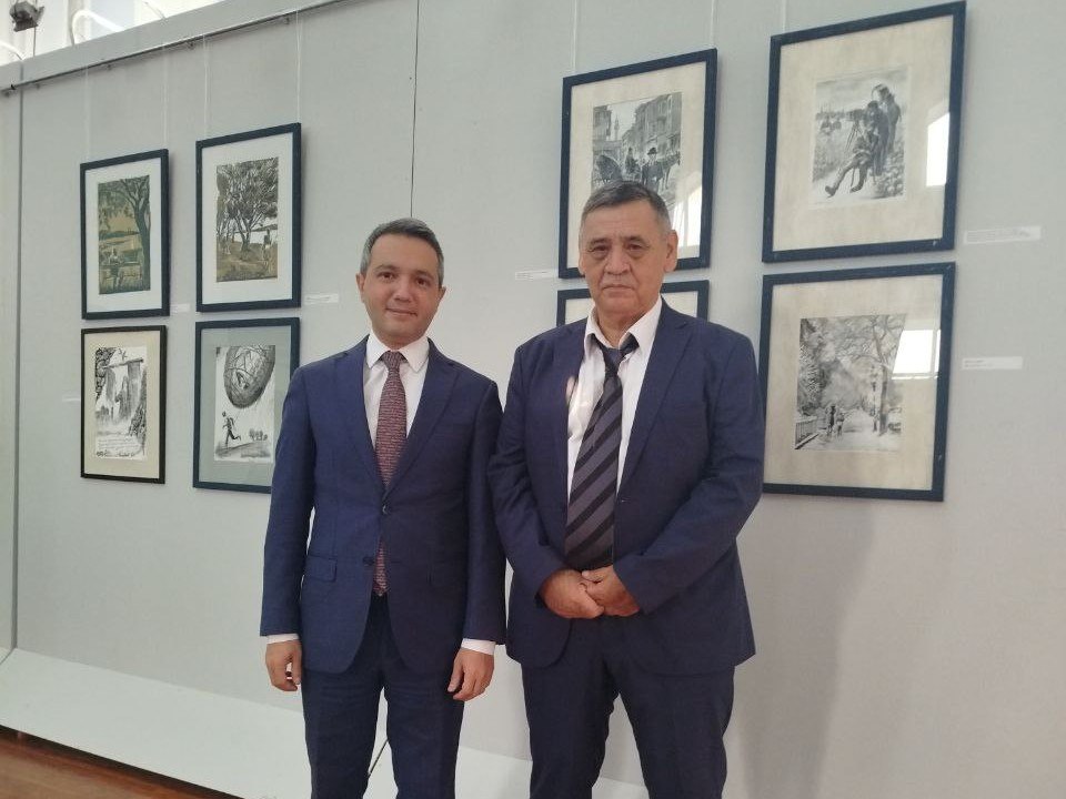 “Tasvirlarda do‘stlik aksi”