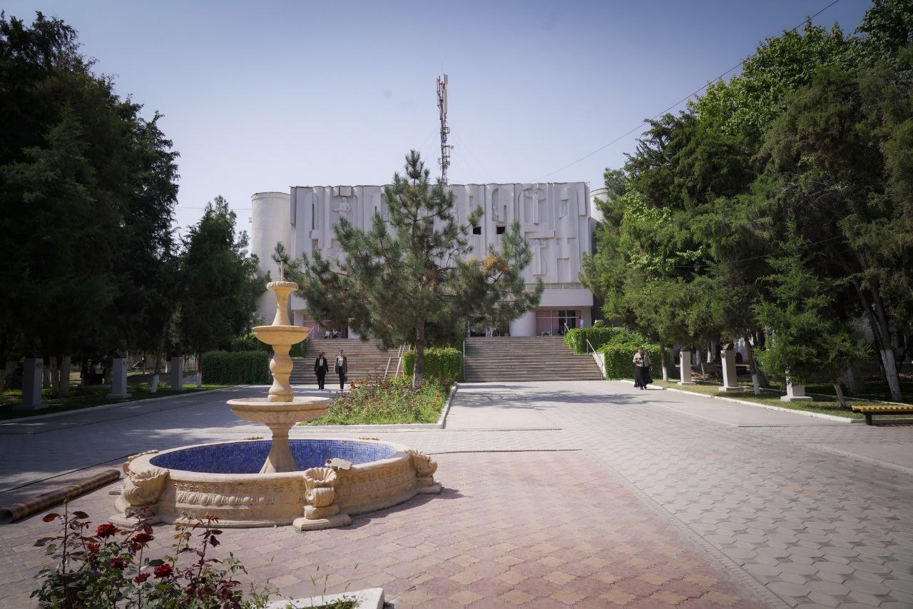 Malaka toifasiga talabgor pedagog kadrlari uchun malaka sinovi boshlandi.