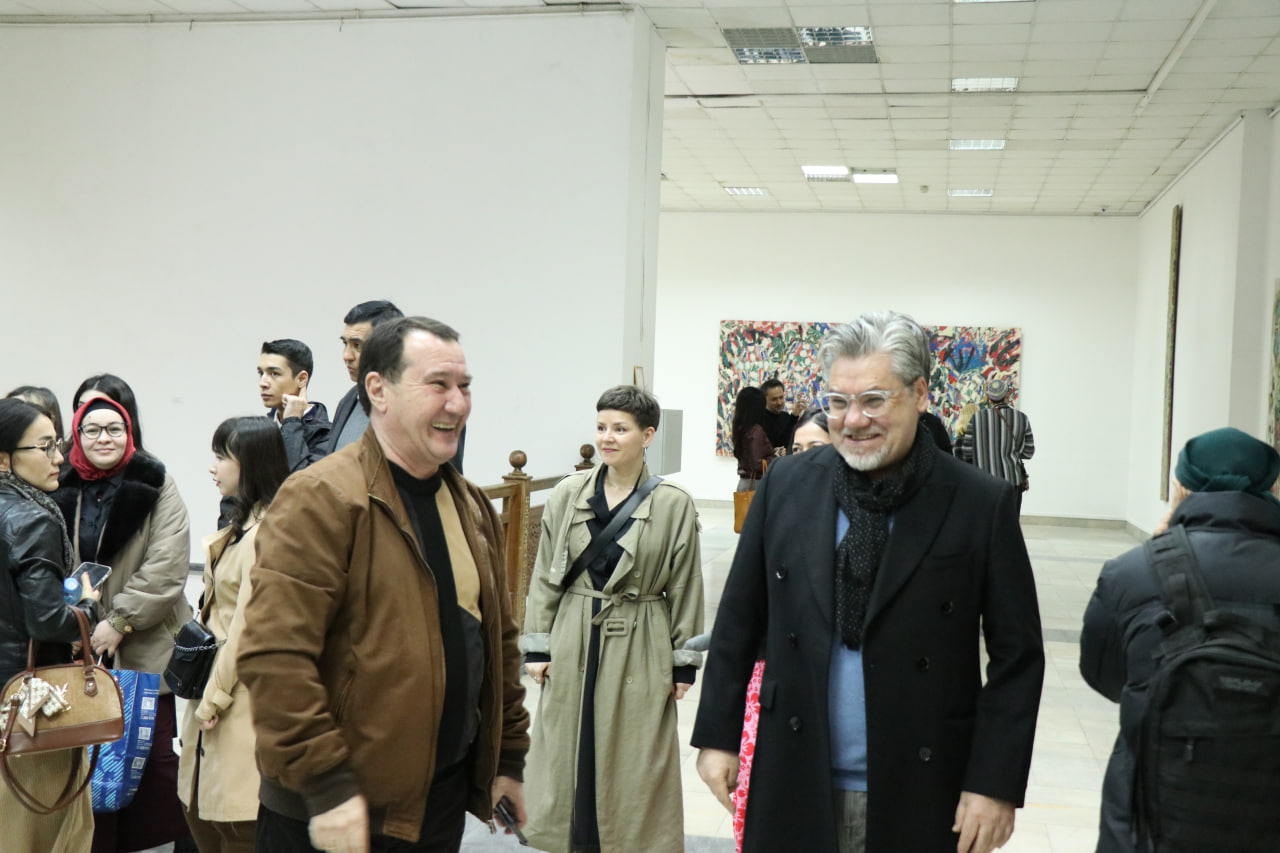 Markaziy ko‘rgazmalar zalida rassom Maksim Vardanyanning shaxsiy ko‘rgazmasi ochildi