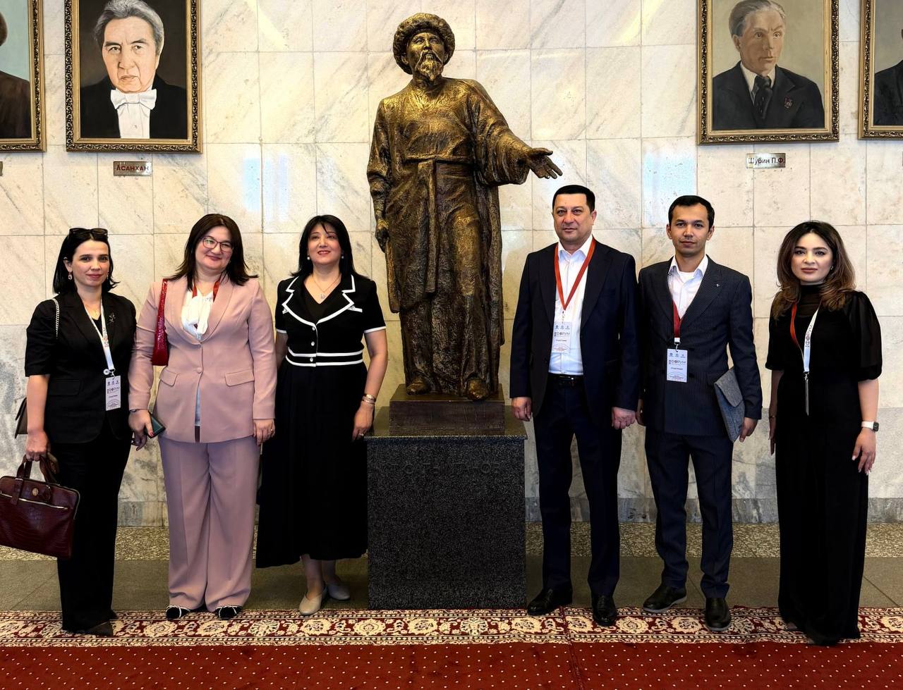 Badiiy akademiya Bosh ilmiy kotibi MDH ning XIX Ijodkorlar va ilmiy ziyolilar forumida ishtirok etmoqda!
