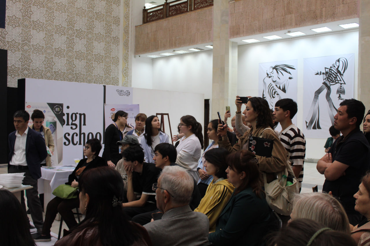 Rassomlik mahorat ustaxonasi stajyor-tadqiqotchisidan tempera bo‘yicha mahorat darsi o'tkazildi