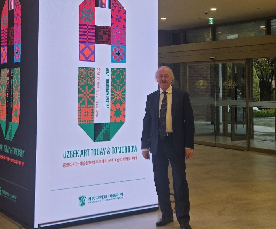 Oʻzbekiston Badiiy akademiyasi raisi Akmal Nur Koreya Respublikasida faxriy mehmon sifatida tashrifda bo‘lib turibdi
