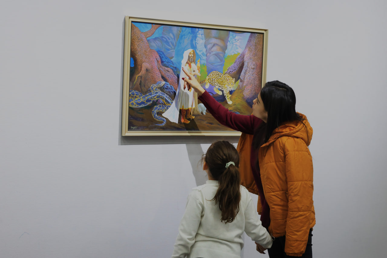 Akademiya galereyasida Izzatjon Yuldashevning “Kelajak 2025” nomli shaxsiy ko‘rgazmasi ochildi