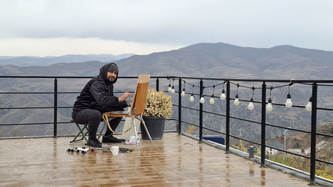 O‘zbek rasssomlari Qorabog‘da