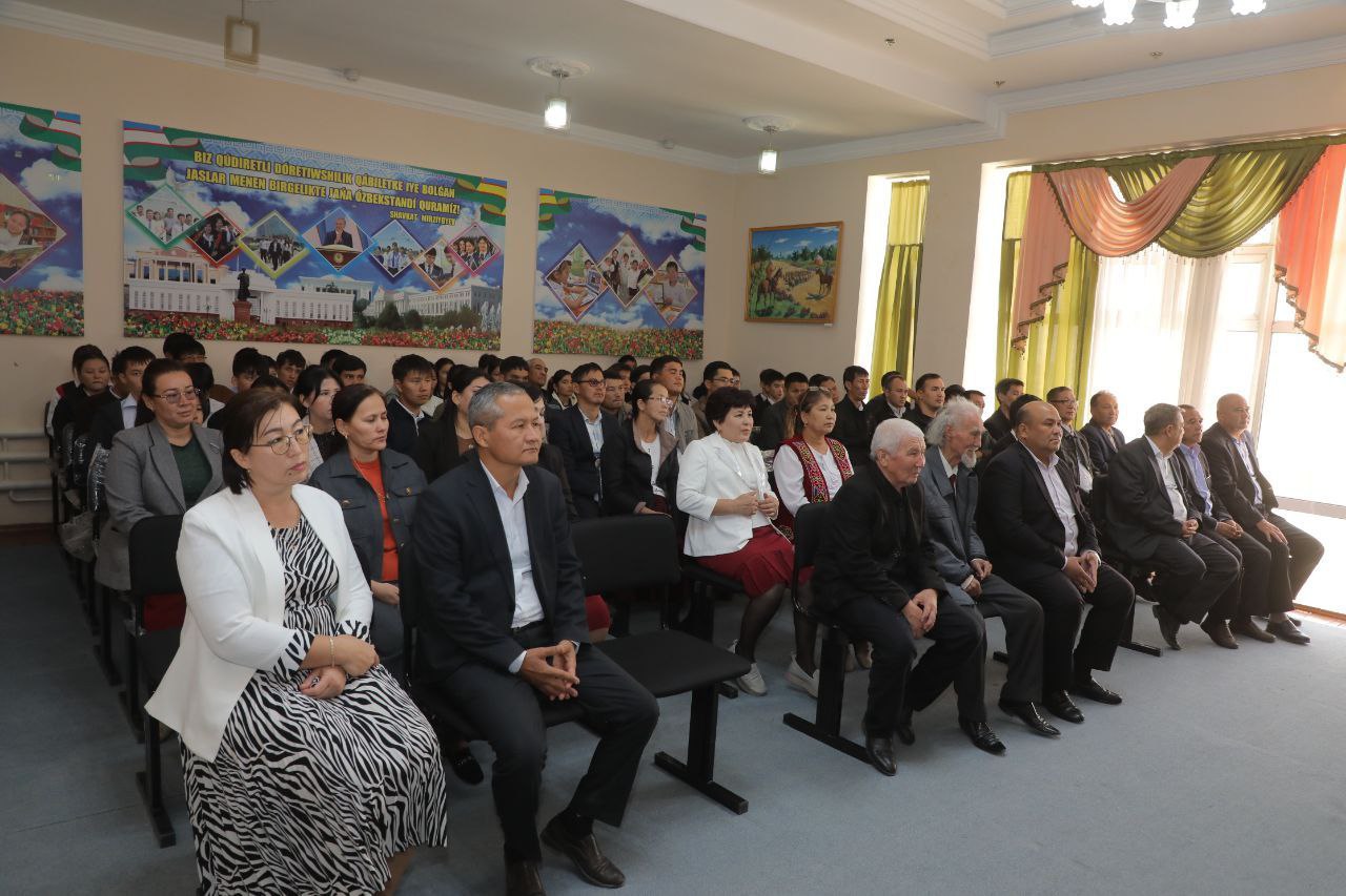 Qoraqalpog‘iston xalq rassomi Jenis Lepesov  taqdirlandi.
