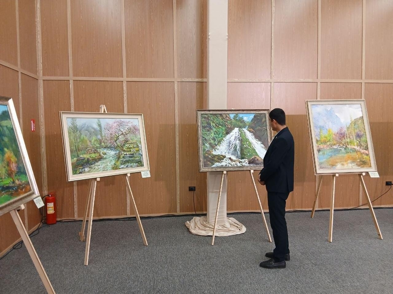 🌱 Samarqandda “Eko-biennale” xalqaro ekologik san’at va hunarmandchilik ko‘rgazmasi tashkil etildi
