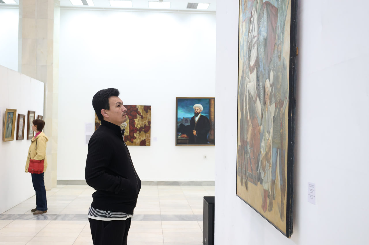 “Milliy armiya — ona yurt qalqoni, tinchligimiz va osoyishtaligimiz posboni” nomli badiiy ko‘rgazma ochildi.