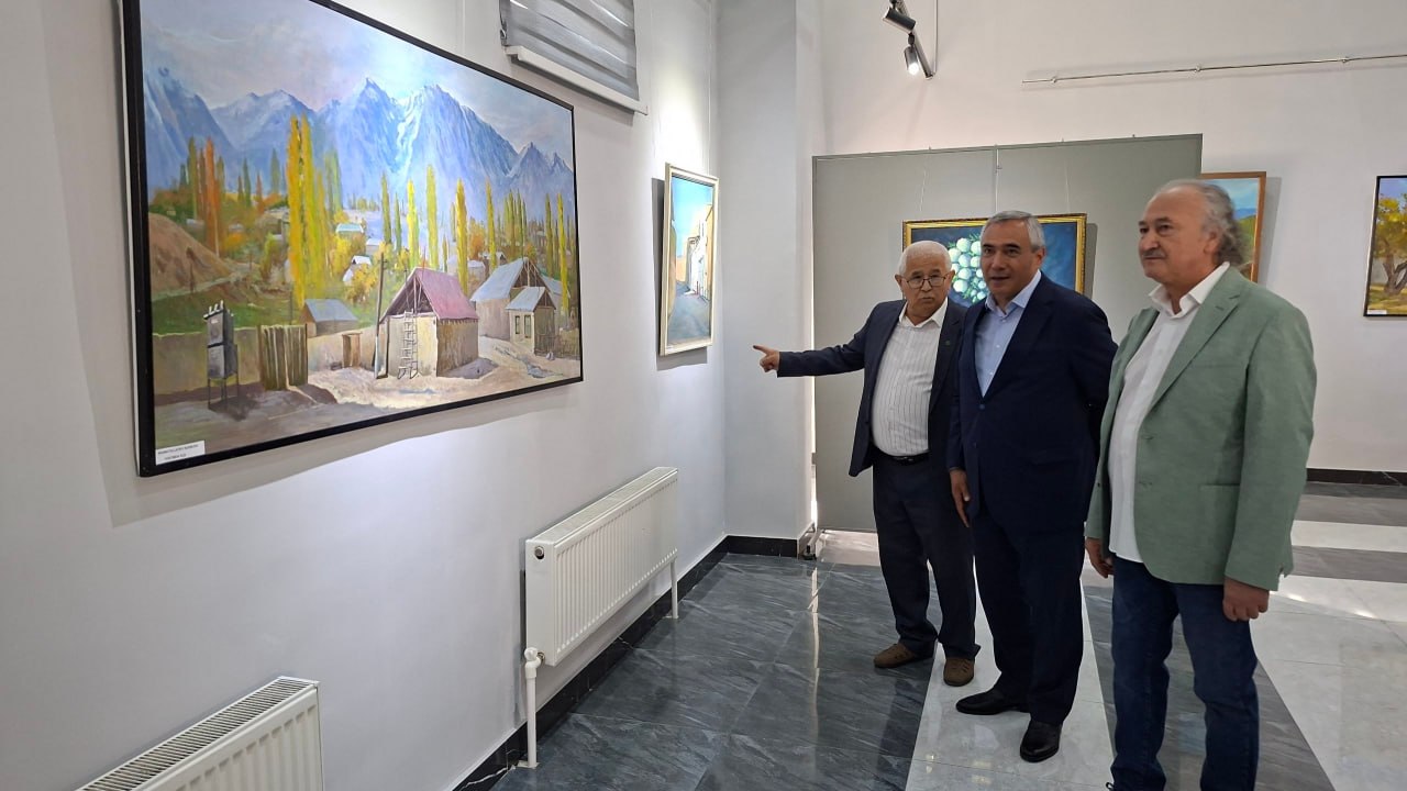 Qo‘qon ixtisoslashtirilgan san‘at maktabida yangi ko‘rgazmalar galereyasi faoliyat boshladi.