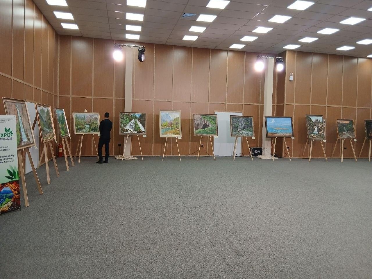 🌱 Samarqandda “Eko-biennale” xalqaro ekologik san’at va hunarmandchilik ko‘rgazmasi tashkil etildi