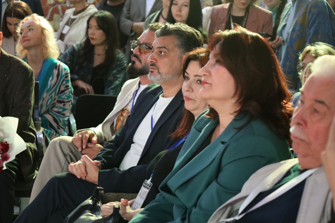 Toshkentda XI xalqaro zamonaviy san’at biennalesi ochildi