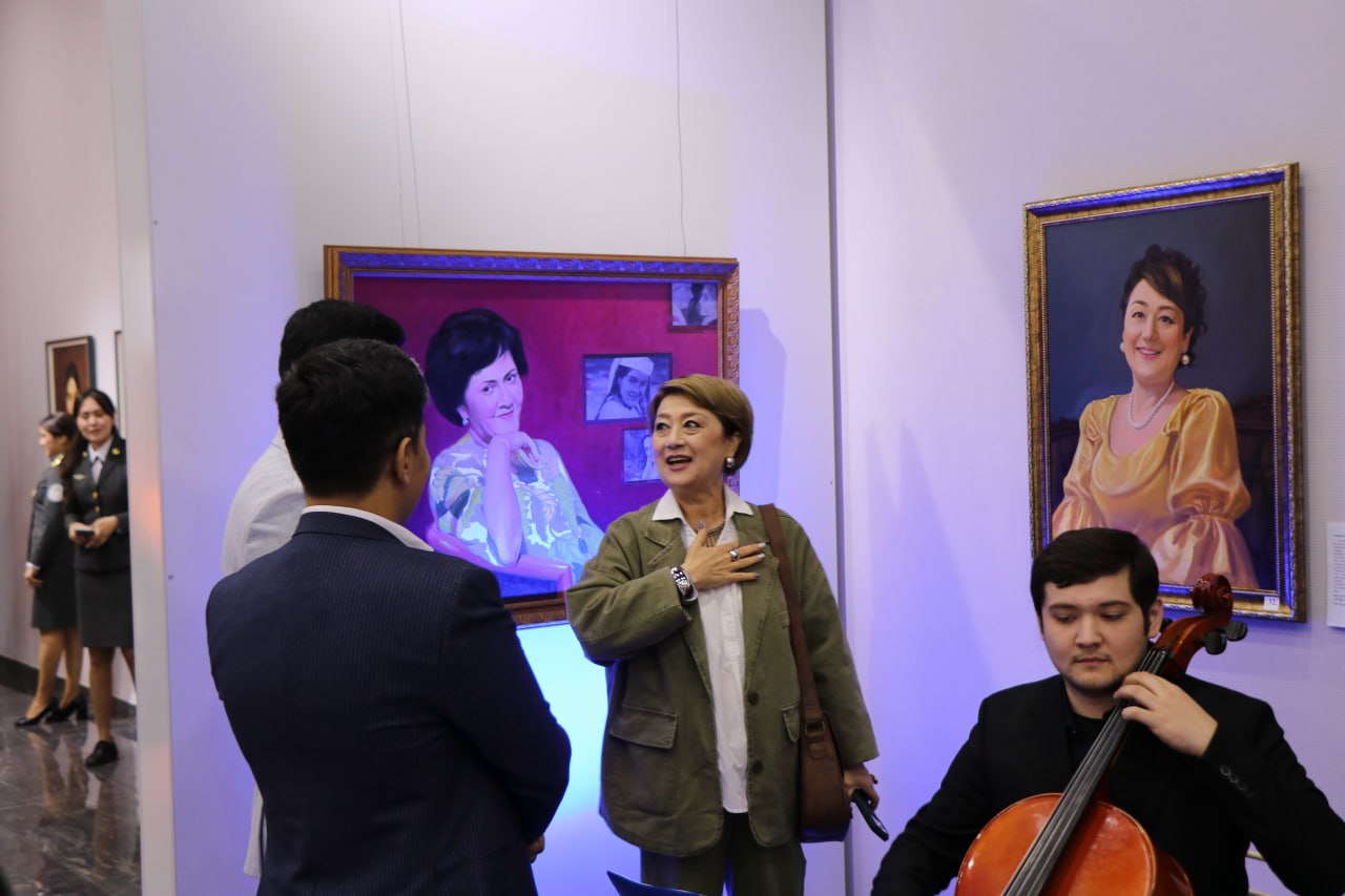 «Женщины — венец нашей жизни в творческом взгляде художников»