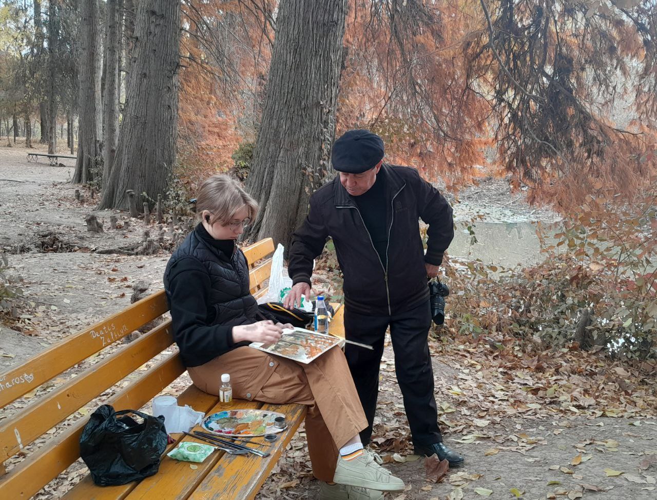 Botanika bog‘ida “Kuz tarovati” mavzusida — “Ustoz va shogird” an’anasi asosida plener