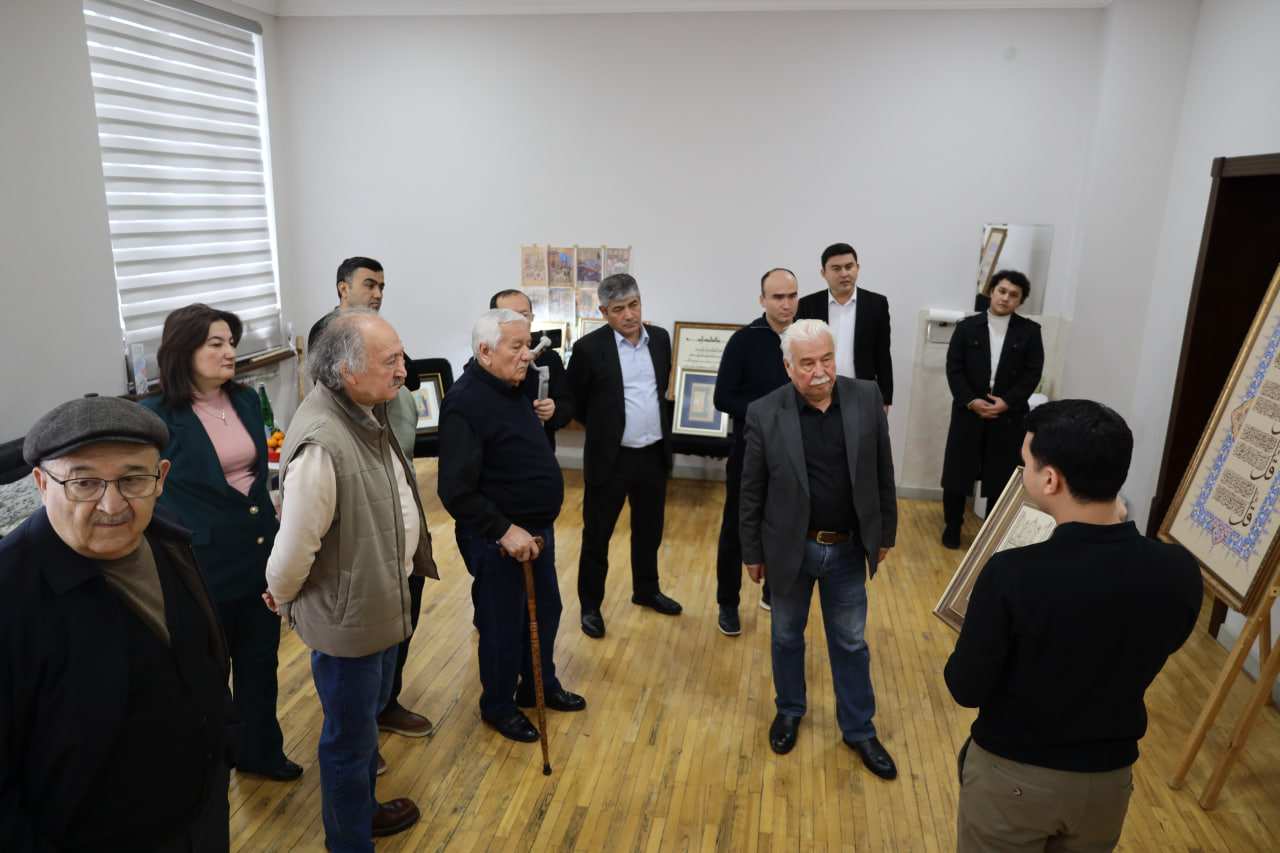 Rassomlik mahorat ustaxonasi stajor-tadqiqotchilari 2025-yil ikkinchi yarim yillik attestatsiyasidan o‘tkazildi.