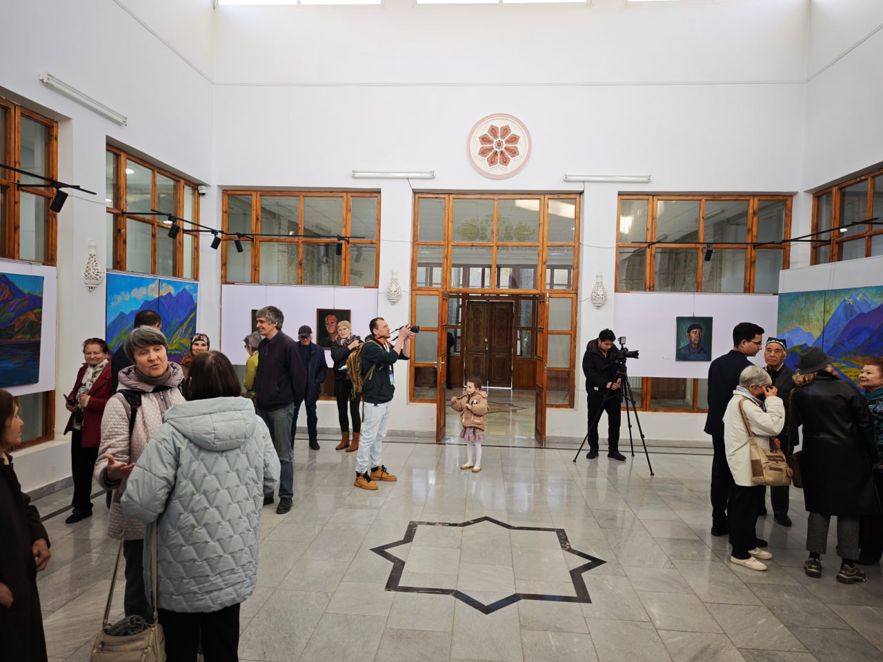 Персональная выставка Галины Степан «Тишина в горах»