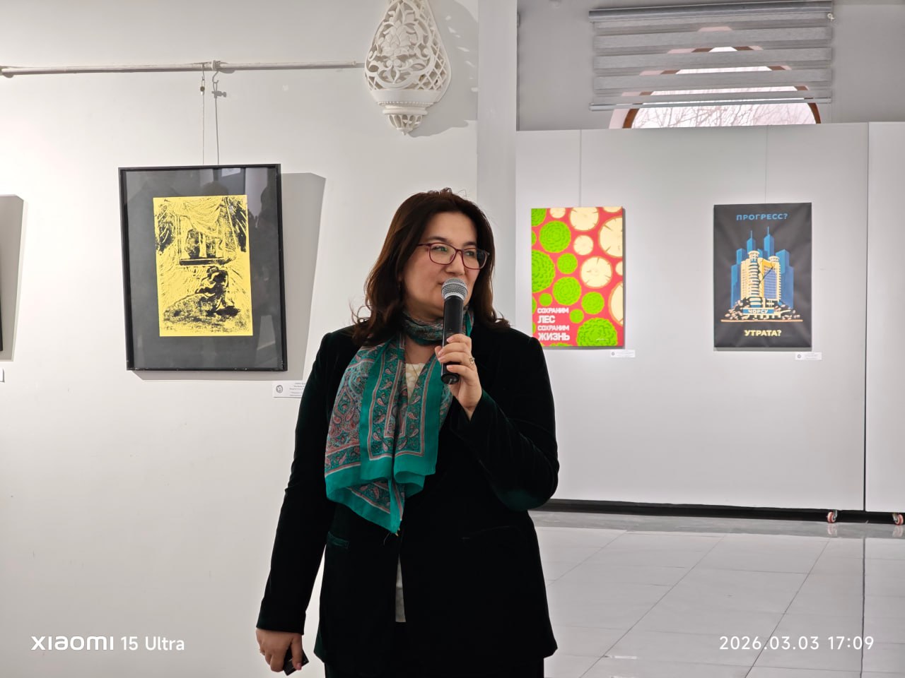 “Grafika: g‘oya va ifoda” — Yosh grafiklar to‘garagining grafika ko‘rgazmasi ochildi