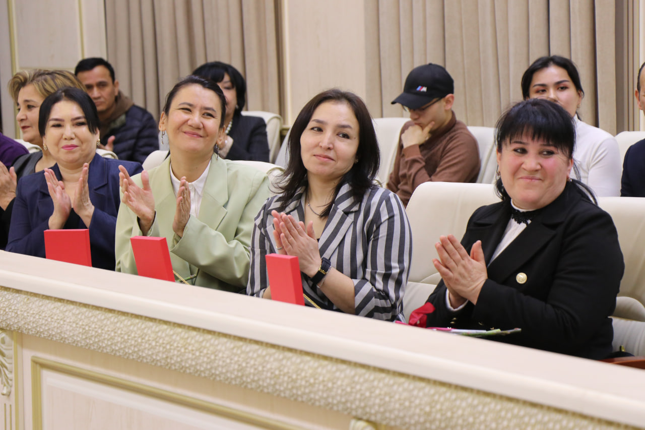 O‘zbekiston Badiiy akademiyasi xotin-qizlarini taqdirladi