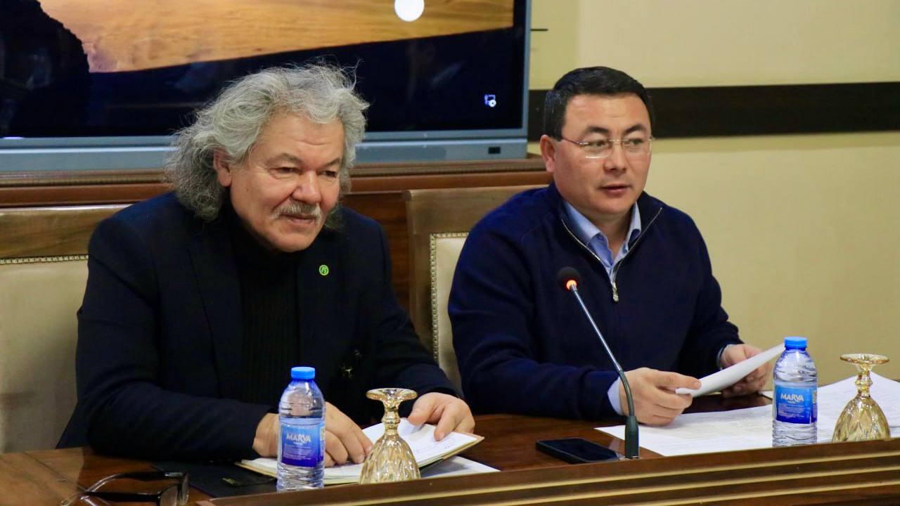 Rassomlar festivalini tashkil etish masalalari muhokama qilindi