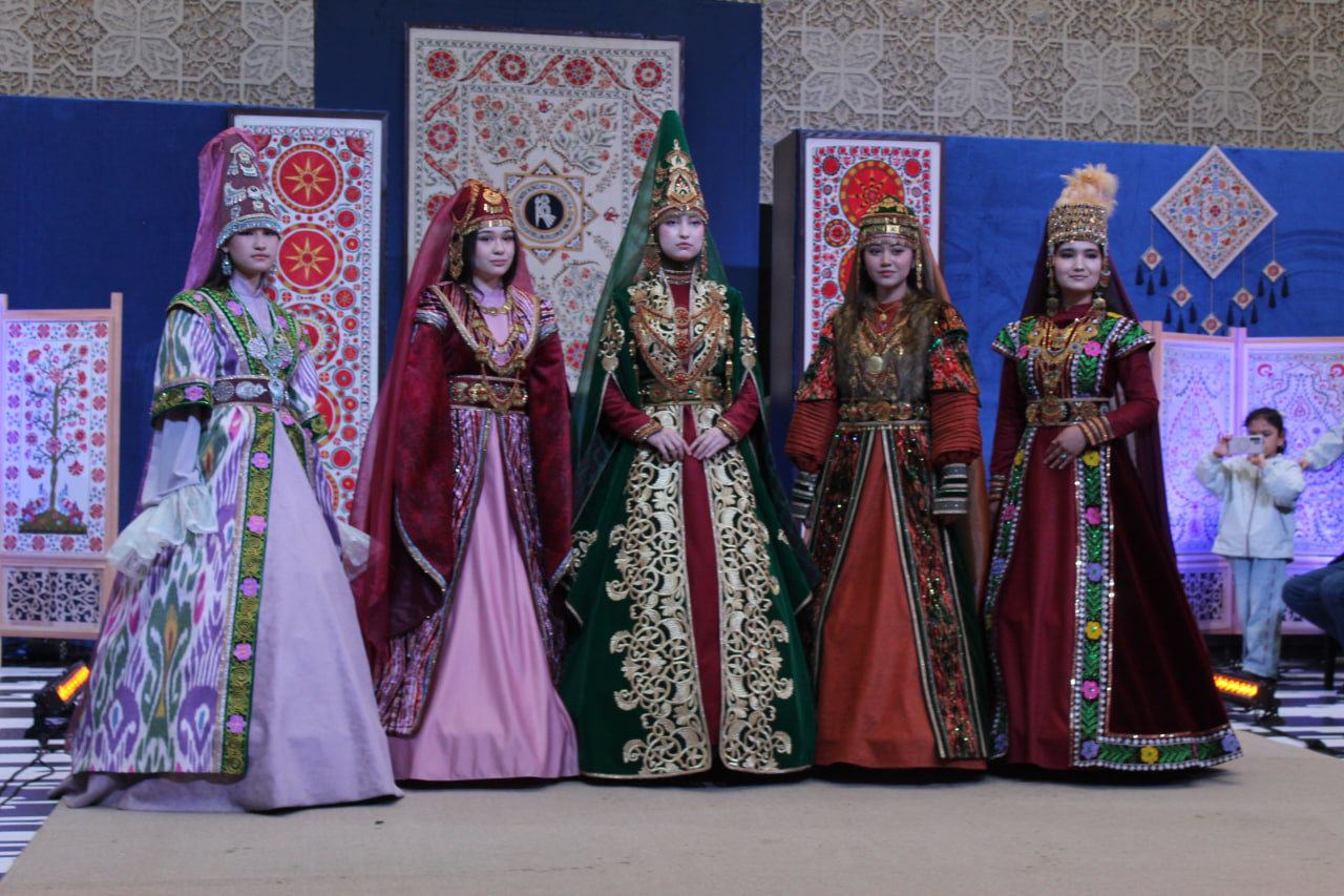 Dunyo milliy liboslari — an’analar va madaniyatlar uyg‘unligi