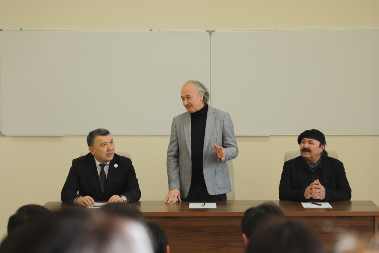 Akmal Nur bilan Toshkent davlat agrar universitetida ijodiy uchrashuv