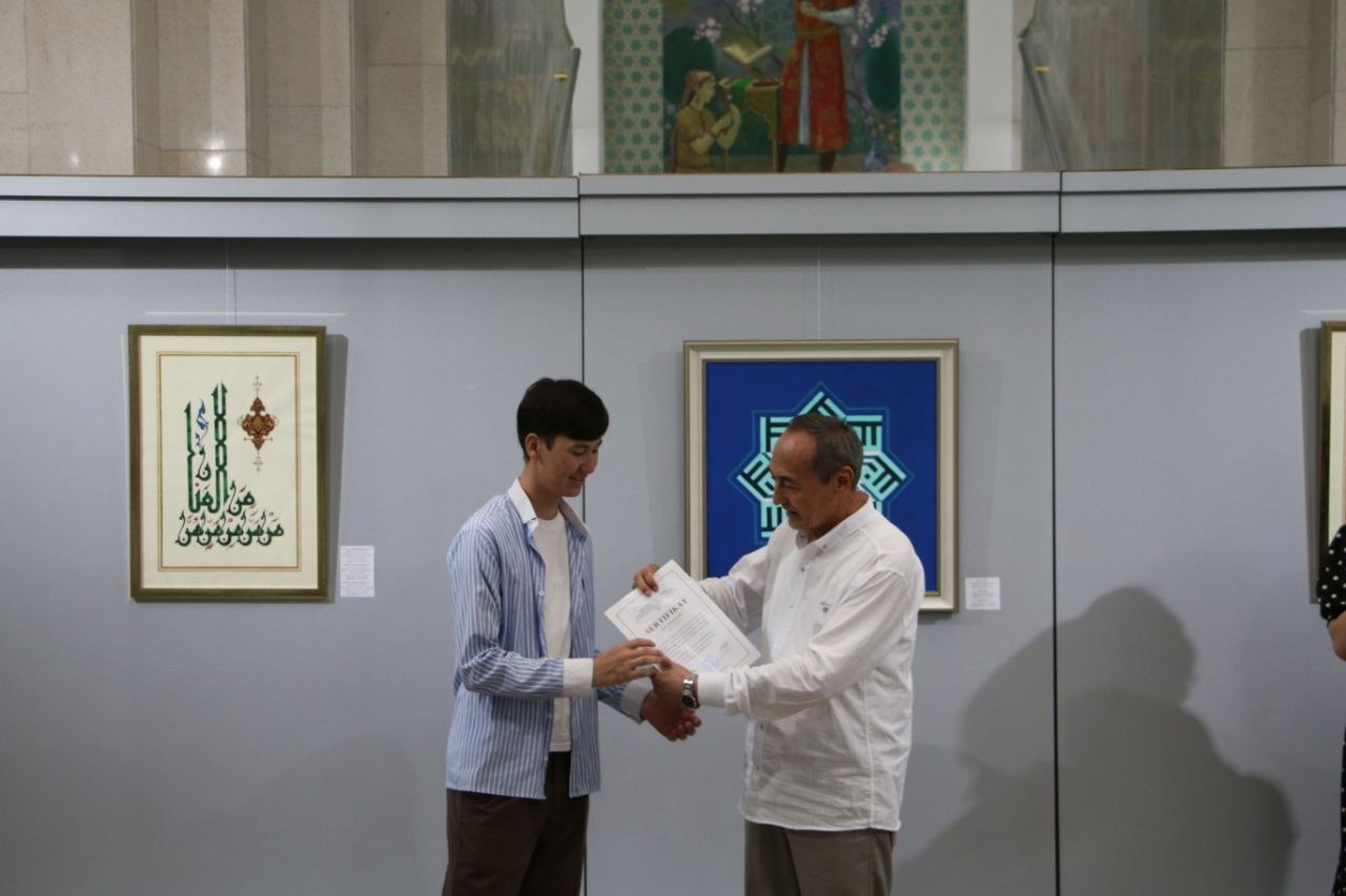 “Nuqtadan taralgan nur
