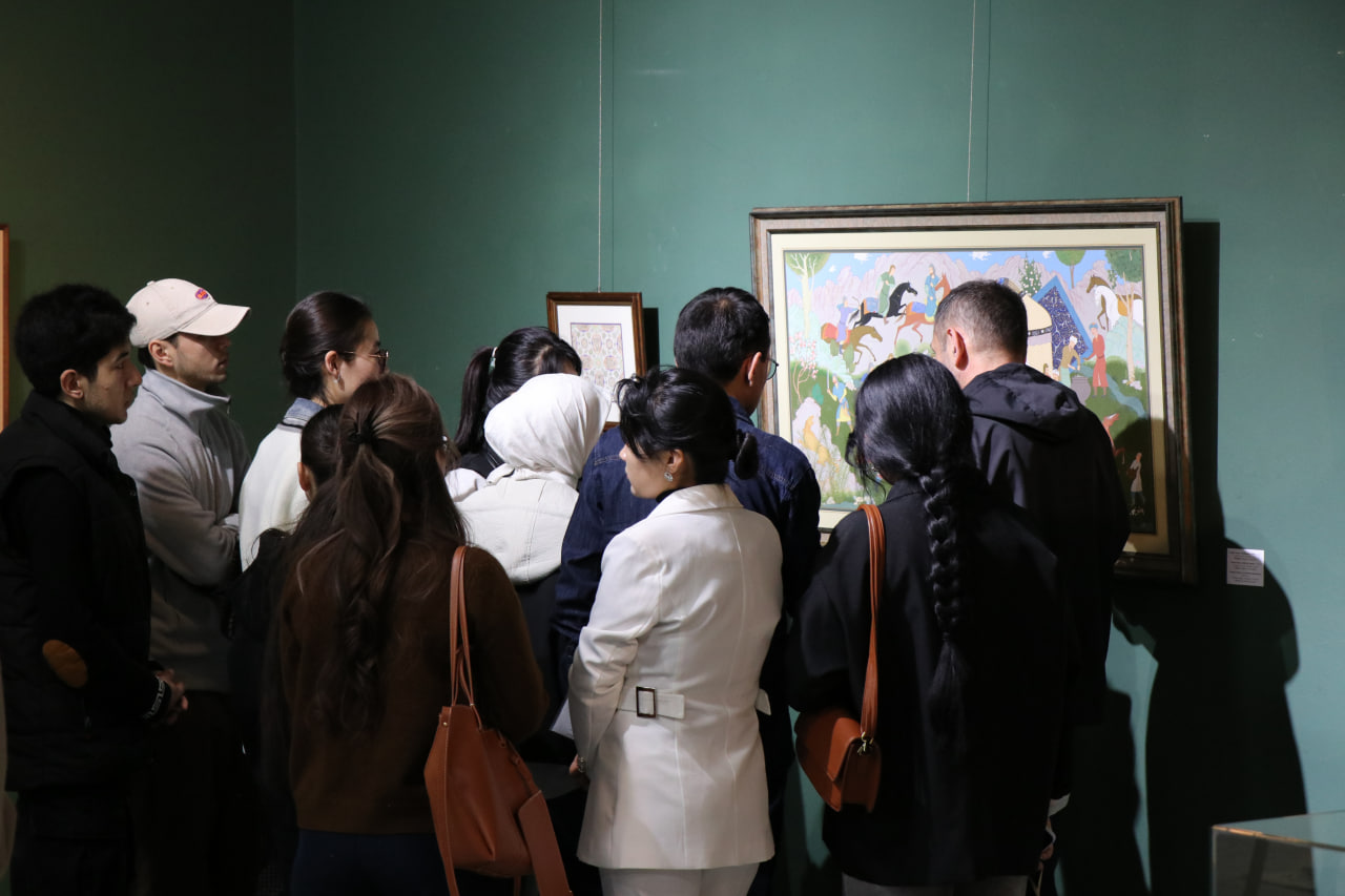 "Amir Temur va temuriylar davriga sayohat" nomli koʻrgazma o'z ishini boshladi