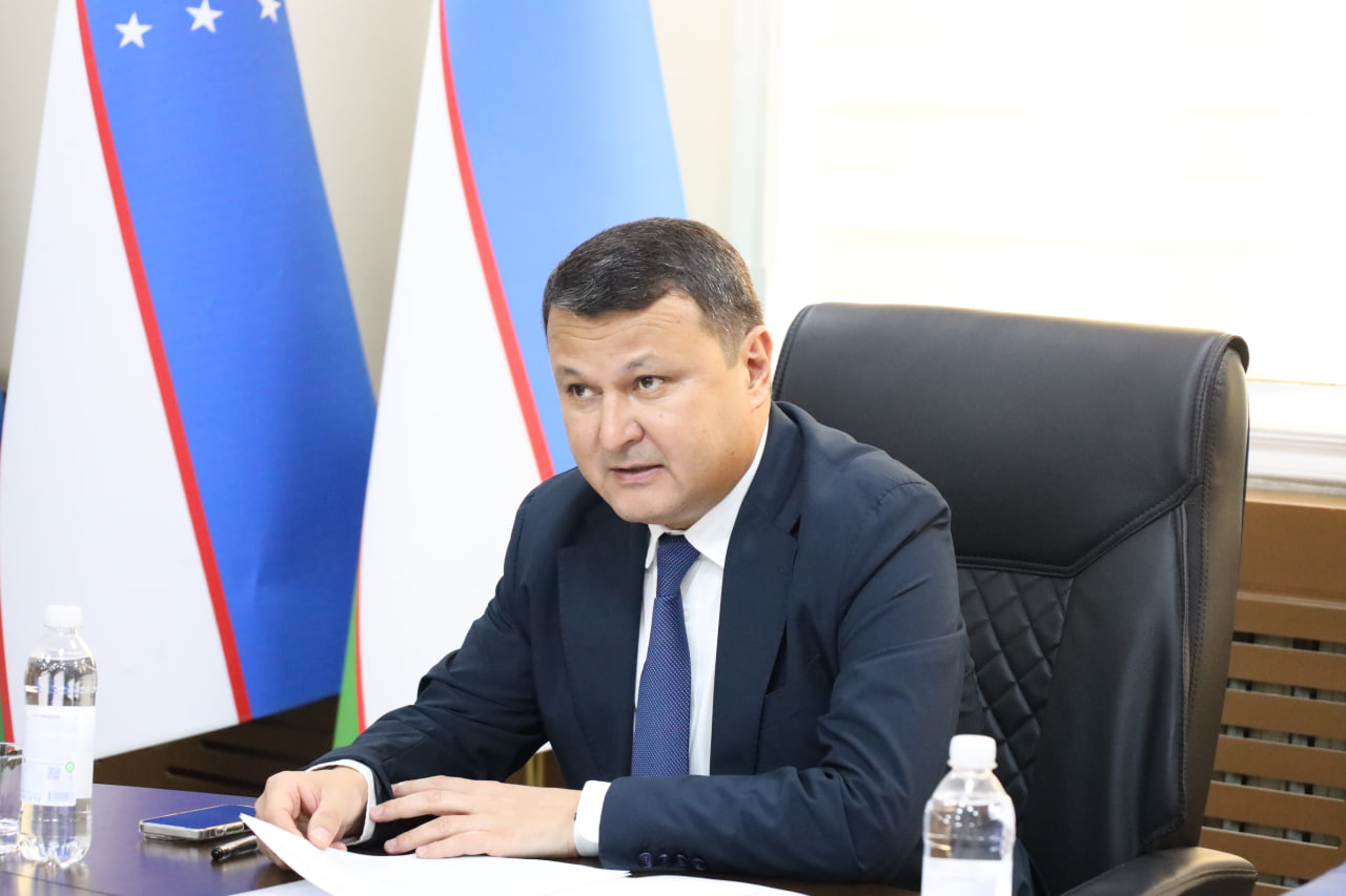 “Shaharlar tarixi va badiiy meros” mavzusida davra suhbati bo‘lib o‘tdi