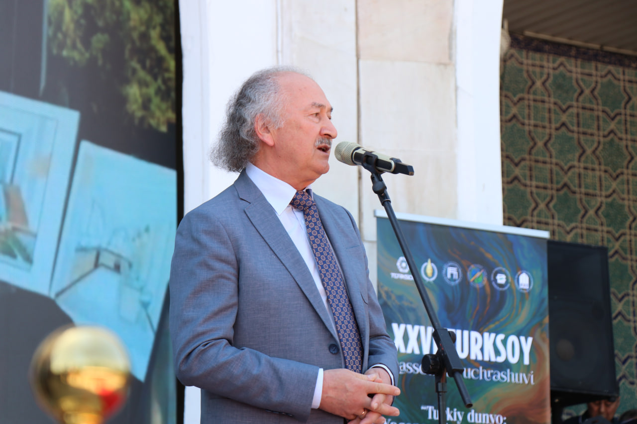 Xalqaro tasviriy va amaliy san’at festivali g'oliblariga mukofotlar topshirildi!