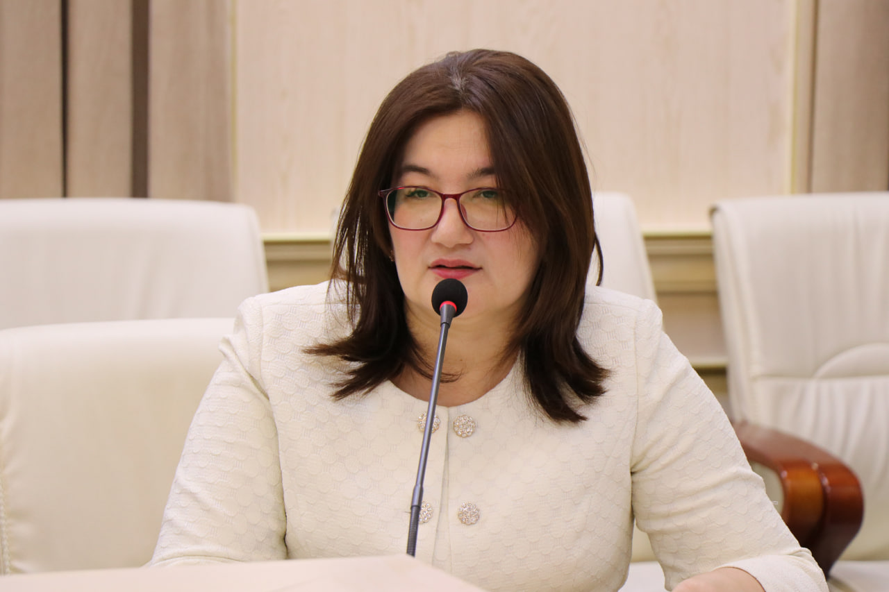 Badiiy ta’limda yangi bosqich: o‘quv qo‘llanmalar taqdim etildi