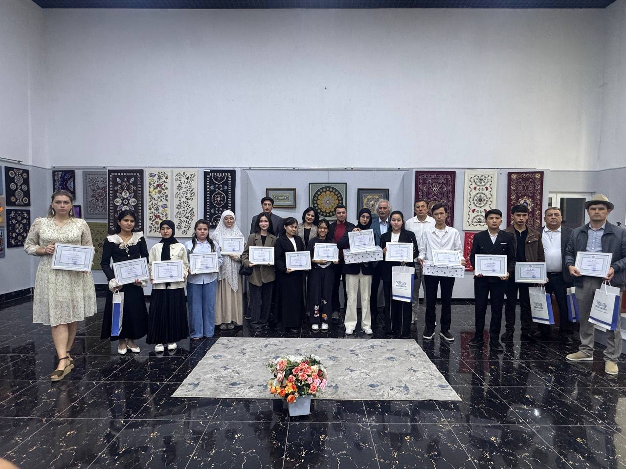 "Kamoliddin Behzod izdoshlari" miniatyura va amaliy san'at respublika tanlovi g’oliblari taqdirlandi.
